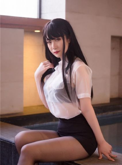 我的xl上司动漫_十万网红美女美酱